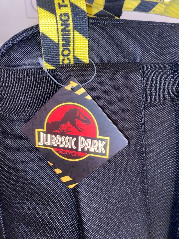 Sac à dos neuf jurassic park 🚨 pièce collectionneur neuf - modèle "incoming t-rex" introuvable - photo numéro 8