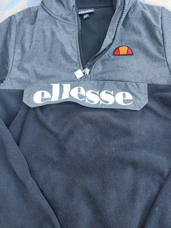 Pull ellesse 12/13 ans - photo numéro 4