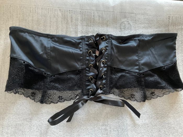 Serre-taille noir Passionata
