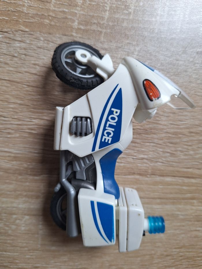 Moto playmobil en excellent état - photo numéro 2