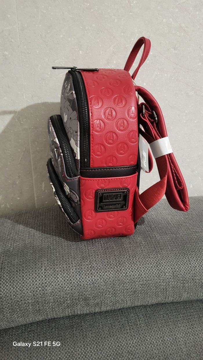 Sac à dos loungefly marvel avengers neuf - photo numéro 4