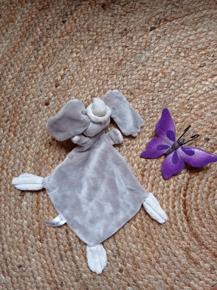Doudou éléphant - photo numéro 2
