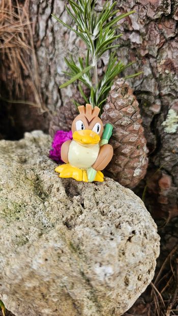Super figurine Pokemon Nintendo finger puppet canarticho 