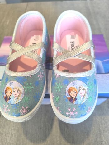 Basket reine des neiges taille 27