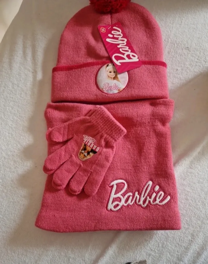 Ensemble 3 pièces hiver barbie neuf