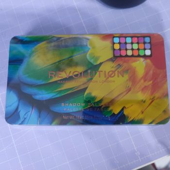 Palette de maquillage make up révolution london bird of paradise neuve sous blister