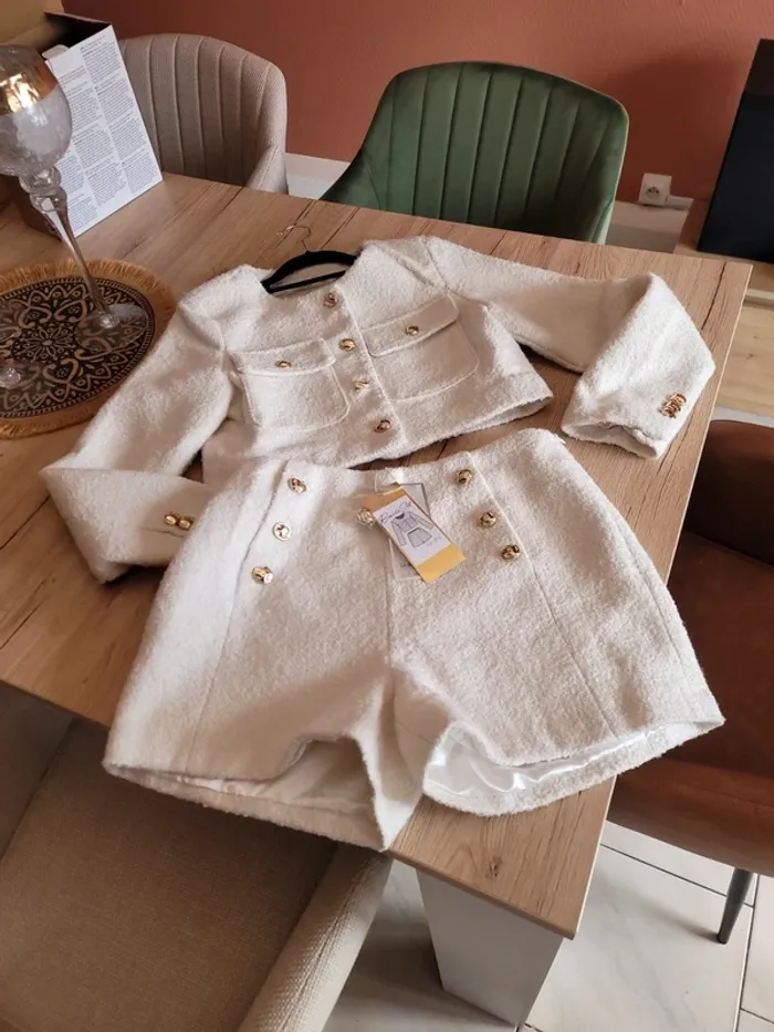 Ensemble short et veste