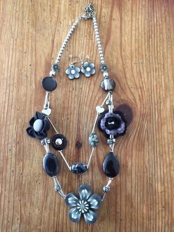 Parure bijoux fleurs