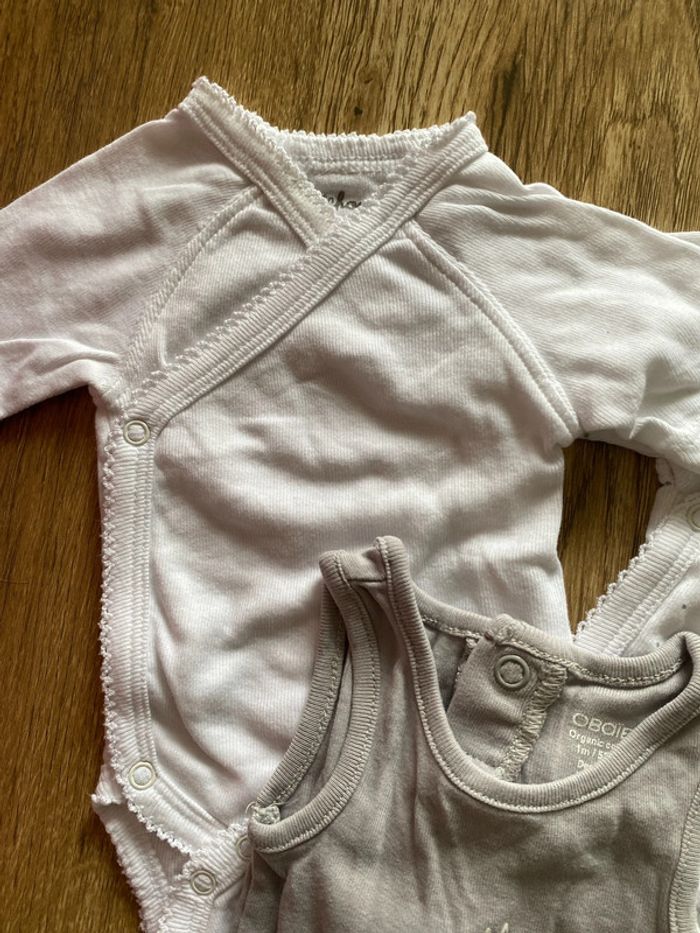 Lot de 3 bodies taille 0/1 mois - photo numéro 3