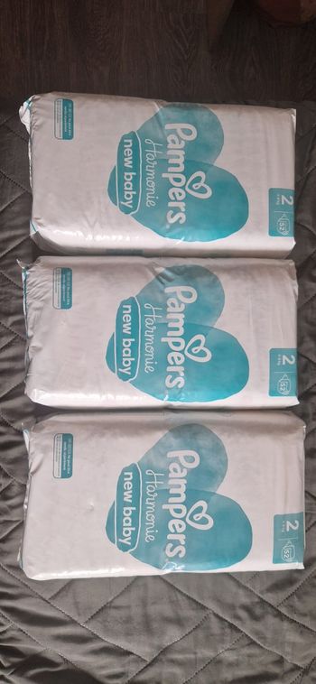 156 Pampers Harmonie taille 2
