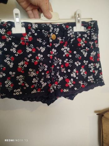 #kytie9ansfille. Short taille 9/10 ans