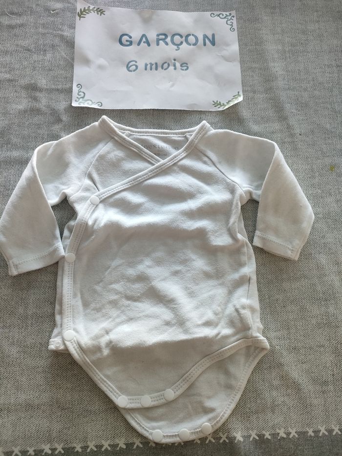 Lot 3 bodys - photo numéro 3