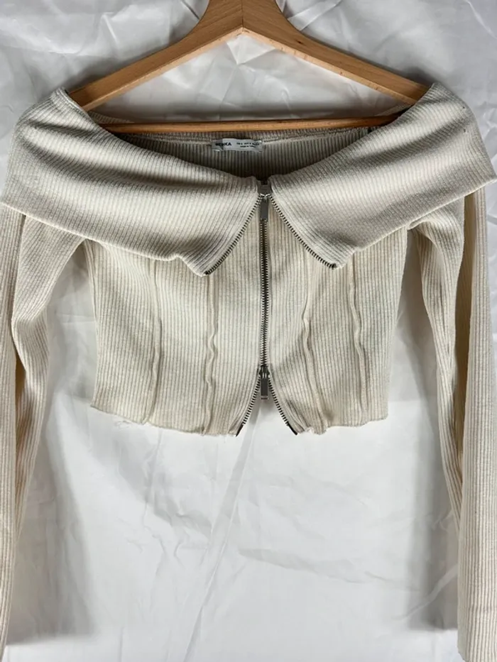 Pull sans épaule bershka