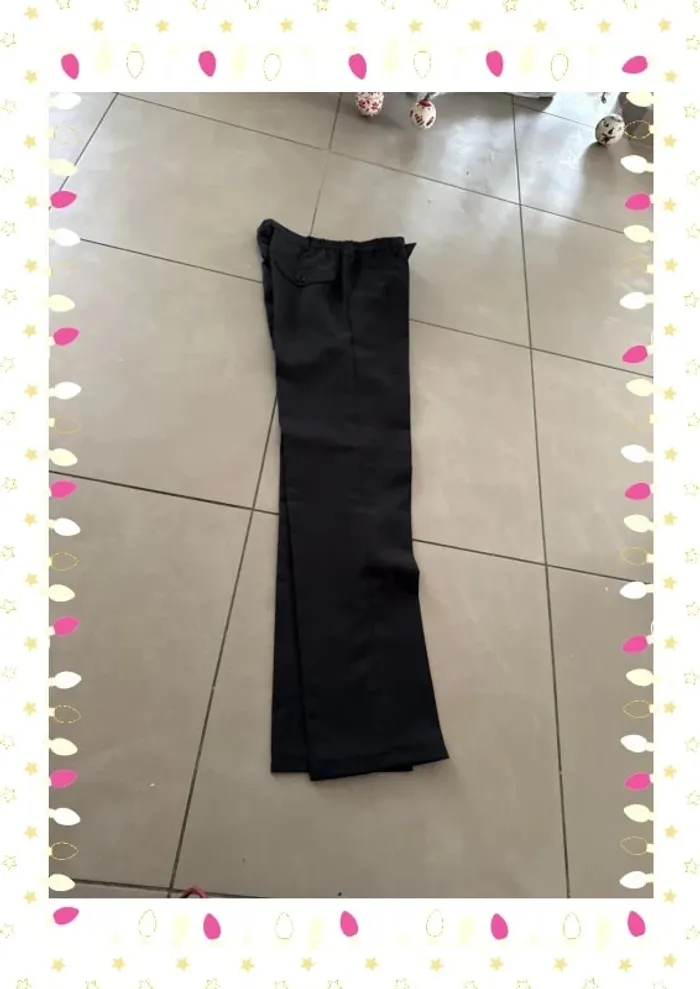 Costume 3 pièce noir comme neuf mis une fois garçon 12 ans enfant - photo numéro 5