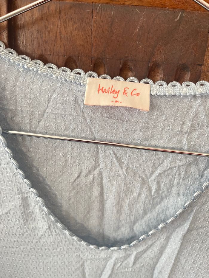 Blouse manches longues col V bleu ciel - photo numéro 6