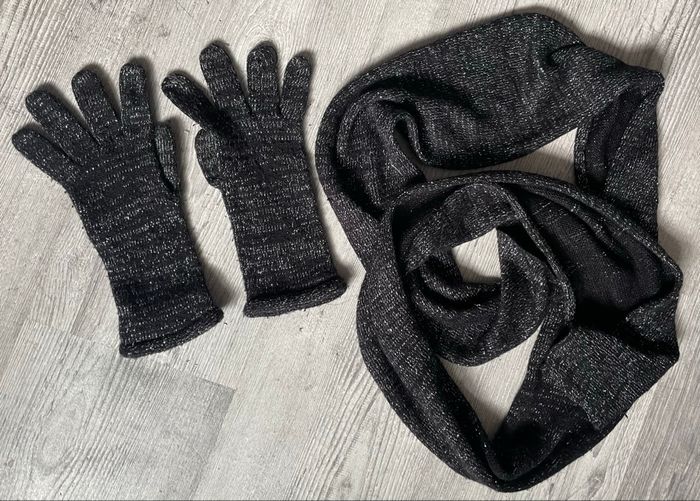 Ensemble écharpe et gants - photo numéro 2