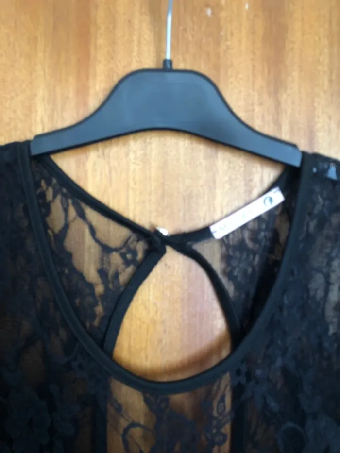 Robe noir - photo numéro 3