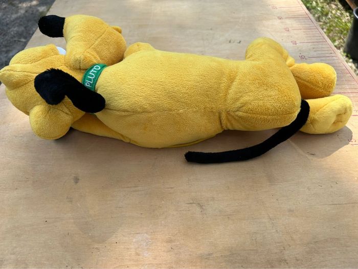 Peluche pluto Disneyland qui ronfle - photo numéro 3