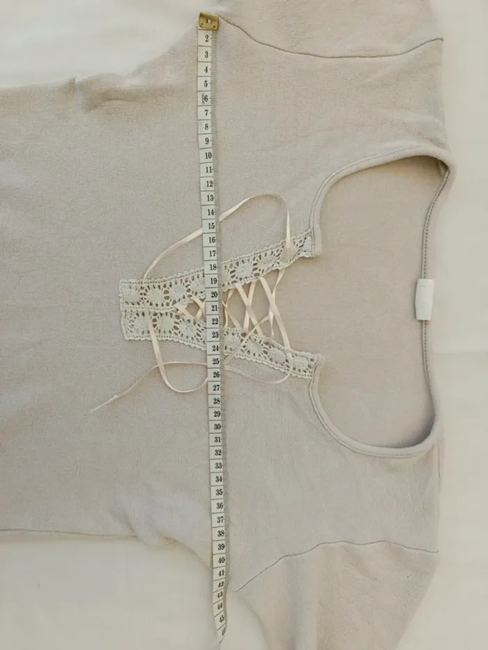 Joli top manches 3/4 décolleté lacé écru taille S - photo numéro 4