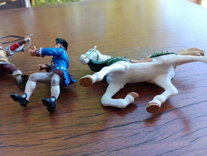 Figurine et cheval Papo - photo numéro 4