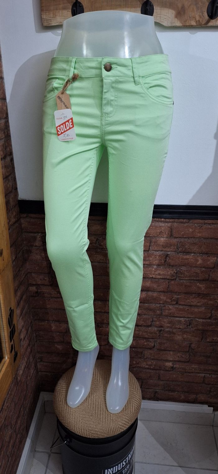 Pantalon vert 36/S la halle - photo numéro 1
