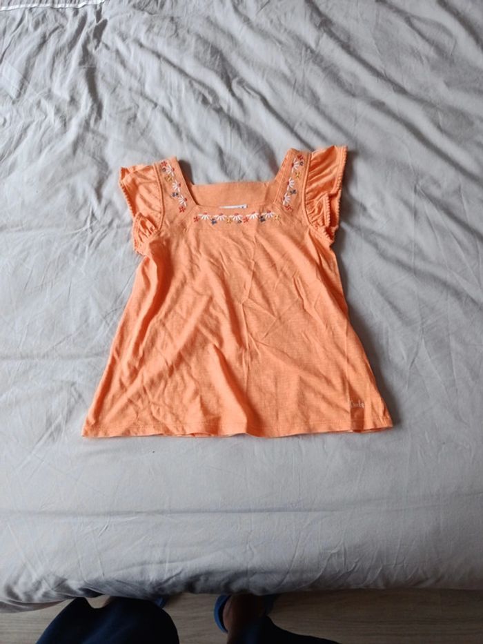 T shirt sans manches creeks taille 8ans