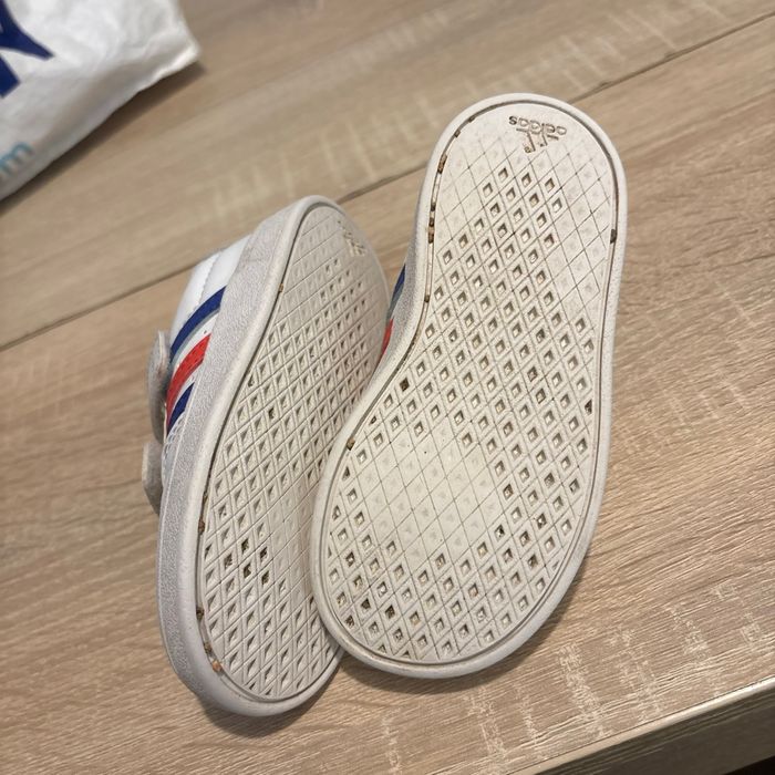 Chaussures enfant adidas - photo numéro 5