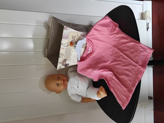 🌸 T-shirt rose fille – taille 6 ans - photo numéro 1