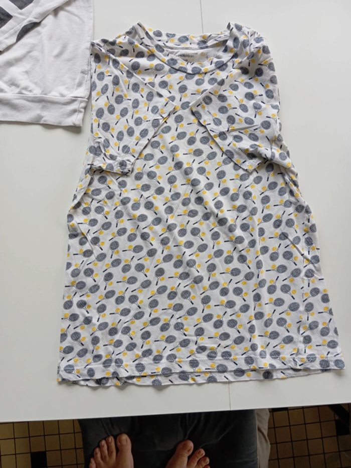 Lot 1 tee shirt XS 2€ et 1 pull offert - photo numéro 2