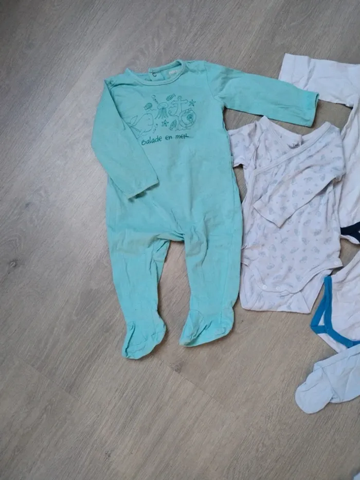 Lot bébé - photo numéro 2