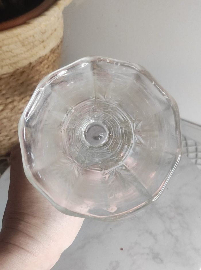 Vase en verre sculpté vintage - photo numéro 4