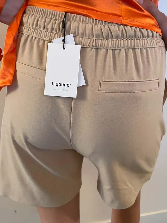 Bermuda beige B.Young 36 neuf - photo numéro 4