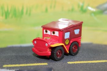 Disney Pixar cars Sarge version pompier