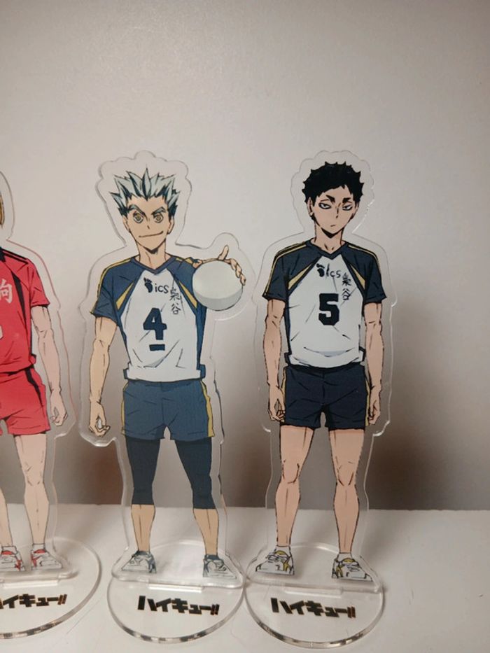 Lot 4 figurines debout acrylique Haikyuu - photo numéro 3