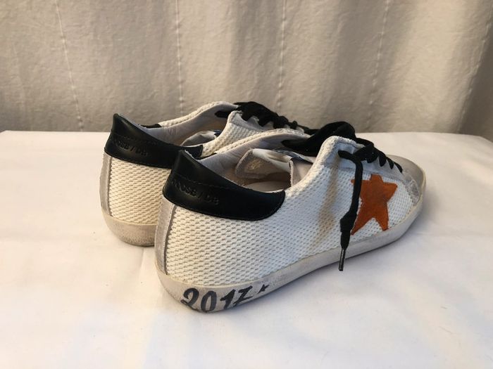 Basket femme Golden Goose Superstar pointure 37 - photo numéro 4