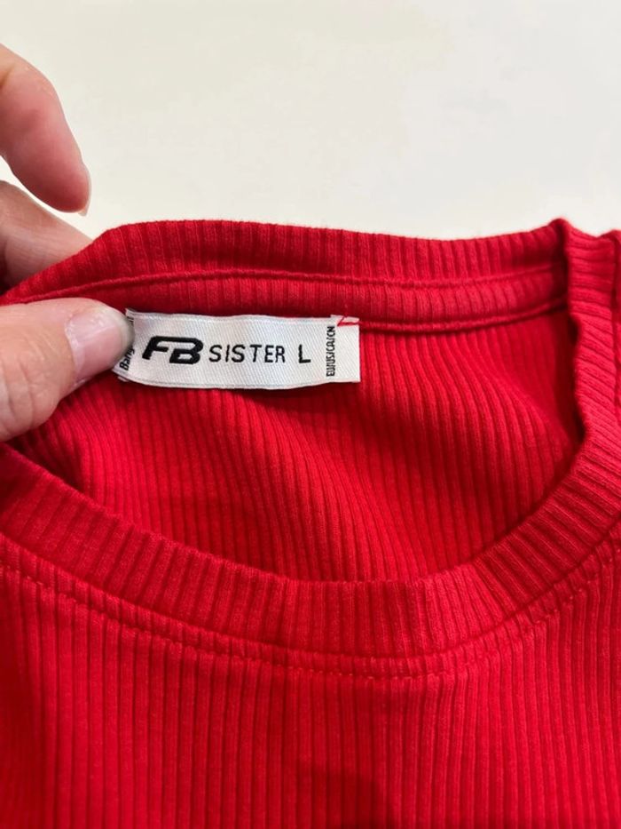 T-shirt rouge - photo numéro 2