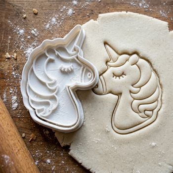 Emporte-pièce Tête de Licorne - Découpoir Biscuit et Pâte à Sucre