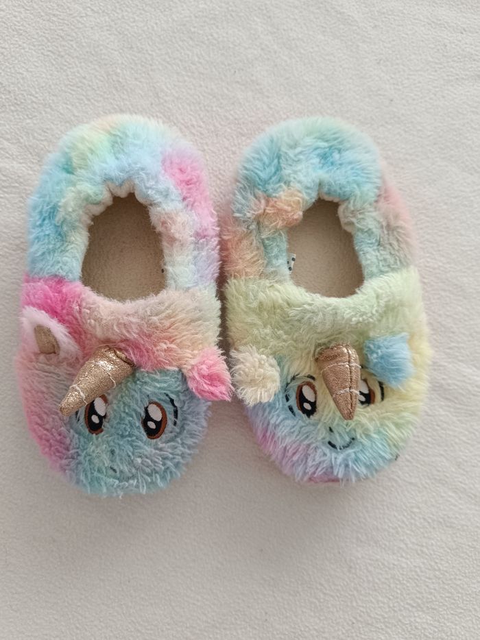 🌸 Pantoufles licorne - pointure 26 🌸 - photo numéro 2
