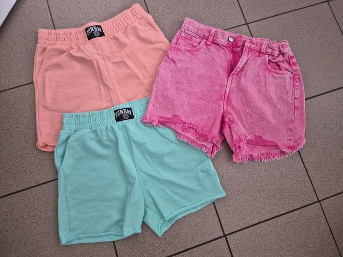 Short fille taille 13/14ans