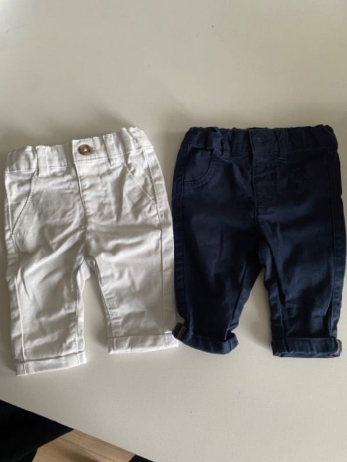 2 pantalons