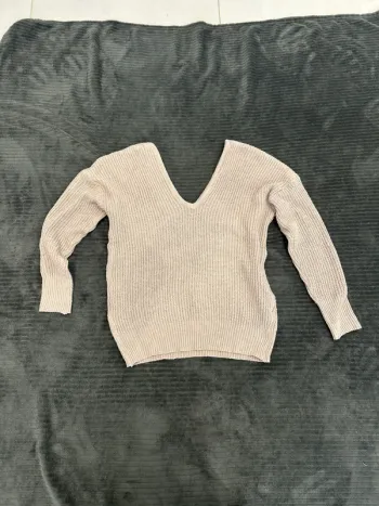 Pull femme col V