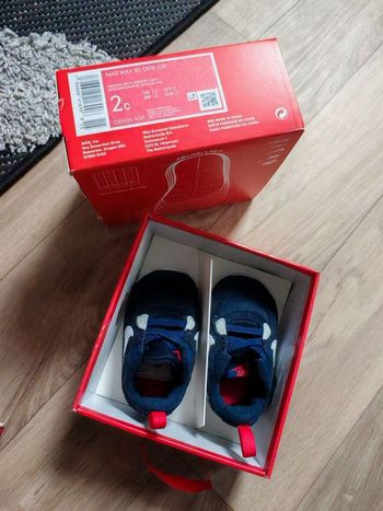 Nike max 90 crib