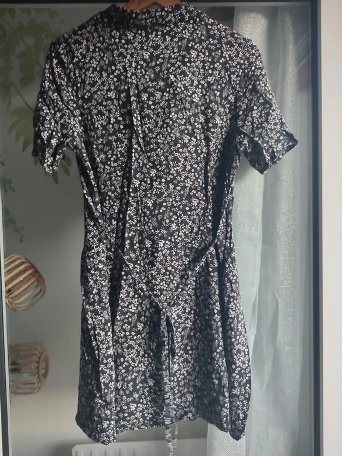 Robe a fleurs - photo numéro 2
