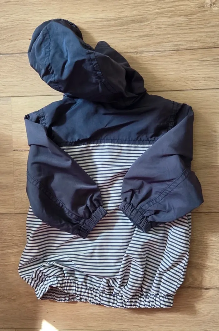 Veste coupe vent bébé garçon taille 9 mois - photo numéro 2