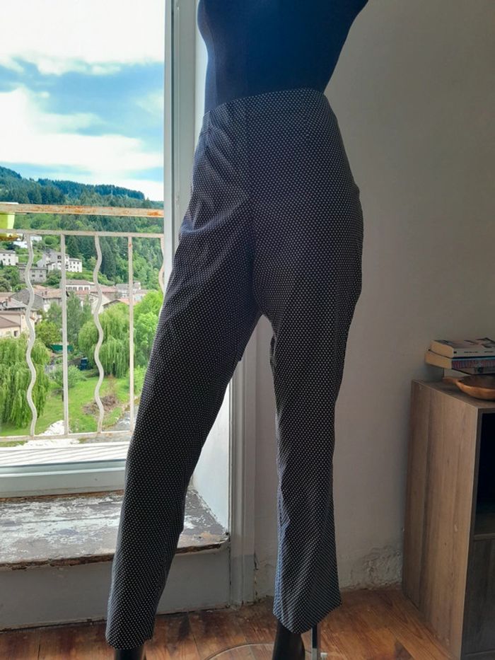 Pantalon à pois noir et blanc Taille 42 - photo numéro 2