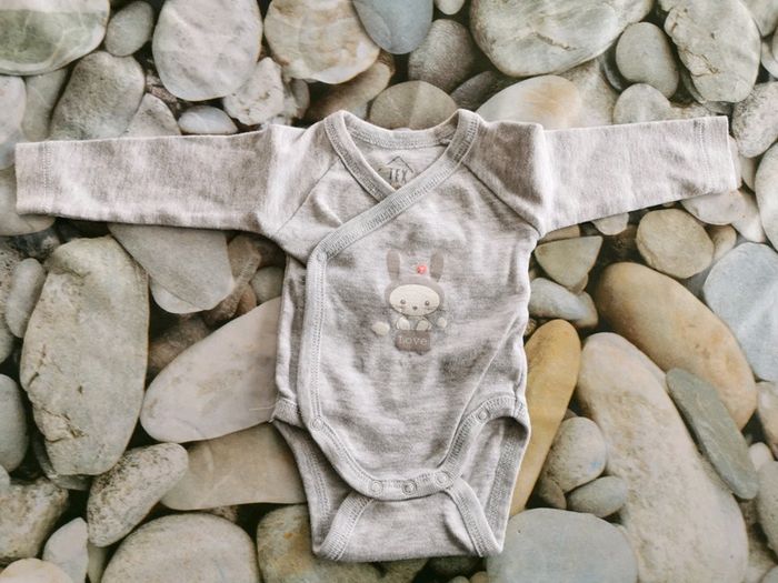 Lot 4 bodies mixtes naissance t. 50 - photo numéro 3