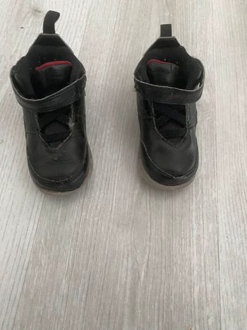 Jordan taille 25 bon etat