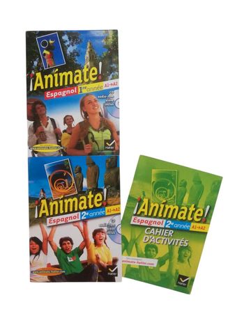 Lot de manuels scolaires et cahier espagnol