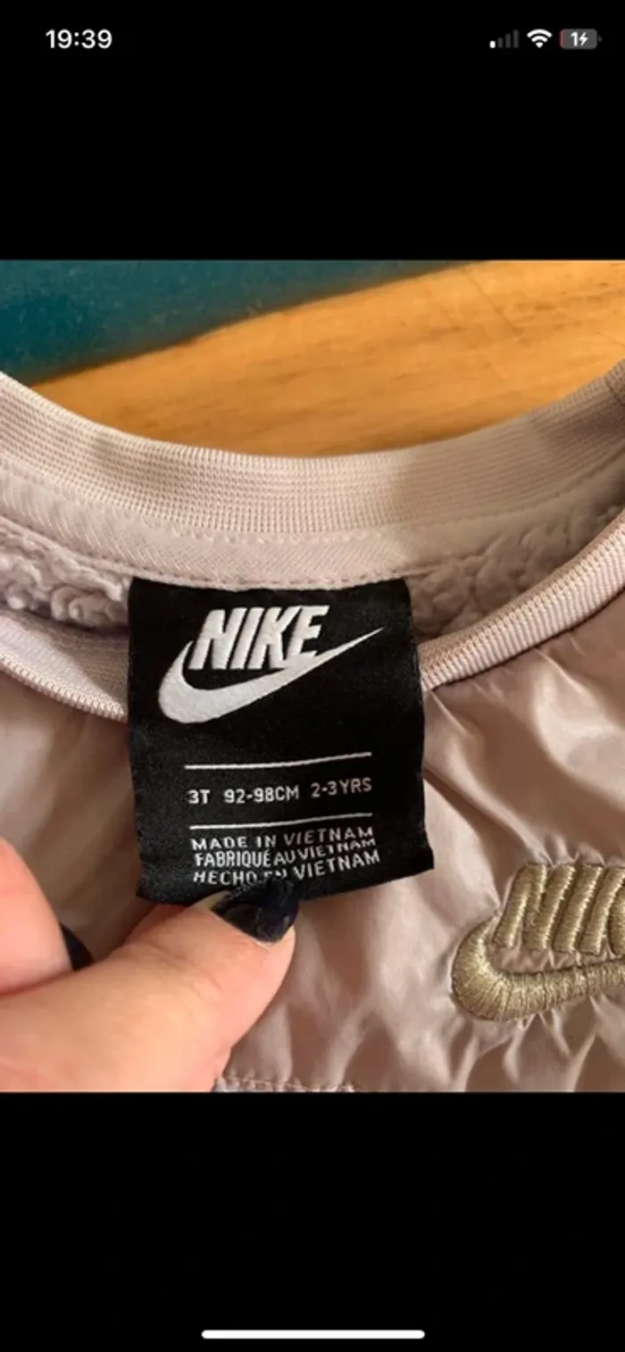 Ensemble survêtement Nike taille 3 ans - photo numéro 3