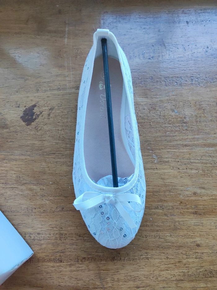 Très belles ballerines dentelles